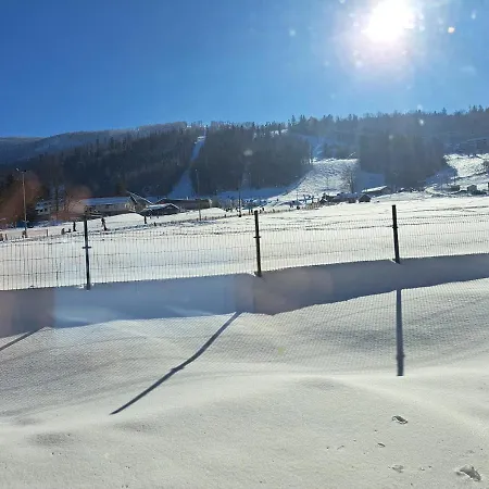 Nad Lipami - Z Sauna I Tarasem Blisko Stoku Sczyrk *