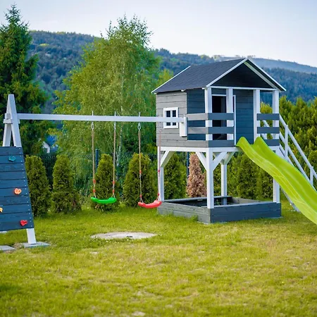 Nad Lipami - Z Sauna I Tarasem Blisko Stoku Sczyrk *